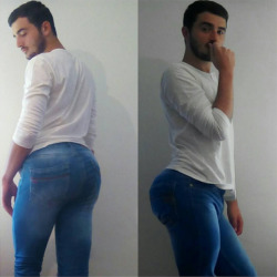 assofmydreams:  This guy knows exactly the right thing to wear to show off his booty
