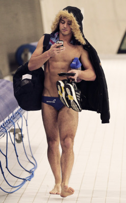 boyinplymouth:  sourceryan:  Oh, hey Tom Daley in a tiny speedo.  Toms essential 2014 accessories 