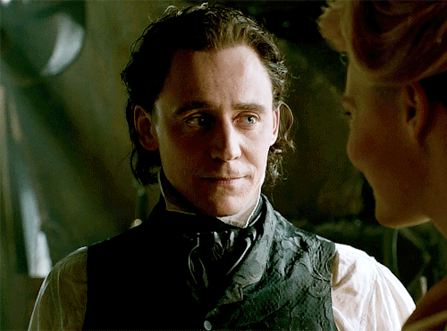 Get Yourself Someone Who Looks At You The Way Thomas Sharpe Looks At Edith Cushing