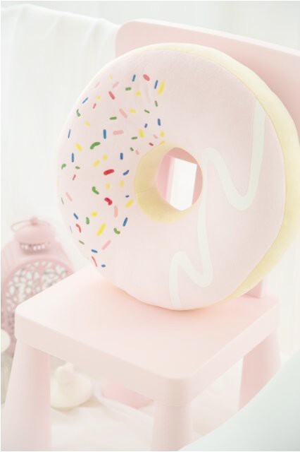 honeysake:♡ Doughnut Pillow (2 Colours) - Buy Here ♡Discount Code: honeysake (10% off your purchase!