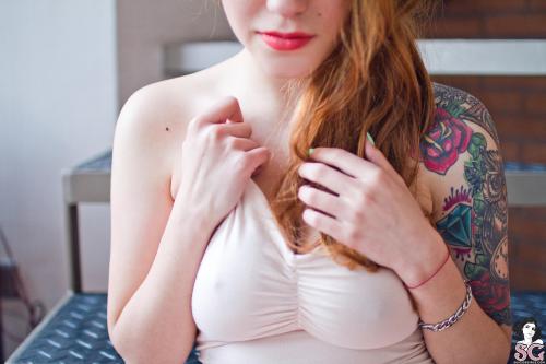 past-her-eyes:  Mille Suicidemille.suicidegirls.comLink to South African SuicideGirls