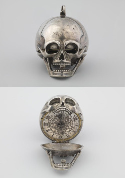 aleyma:  Jean Rousseau, Skull watch, 17th century. 