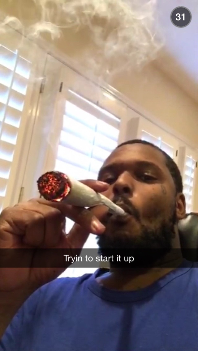 g-reens:s-ozzled:  my role model everyone, schoolboy Q   What’s his snapchat?!!