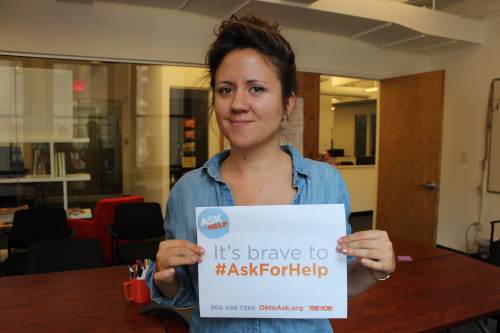 It’s World Suicide Prevention Day and Trevor staff agrees: It’s brave to #AskForHelp today and every day.
Download your own sign for a selfie here. Then upload it using #AskForHelp!
Check out OktoAsk.org for more.