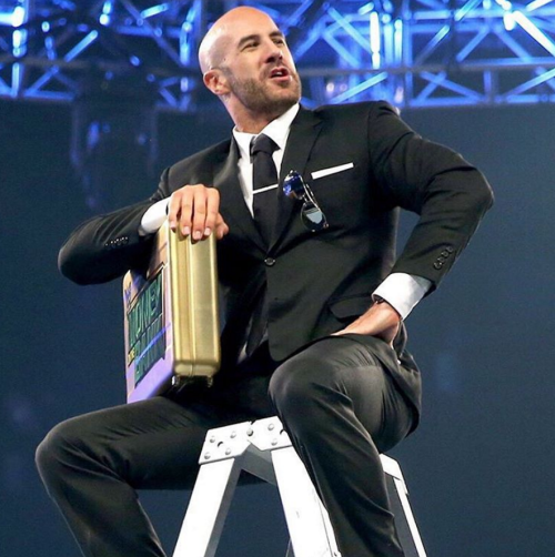 cesaros-arms:    wwecesaro I’m on the top of the world 🎶 #carpenters #SwissMoneyInTheBank #CesaroSection #👔life #professional  
