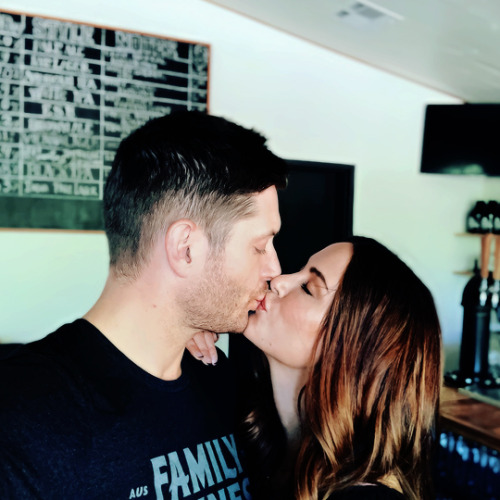 justjensenanddean:Happy 11th Wedding Anniversary, Jensen & Danneel Ackles, May 15, 2010