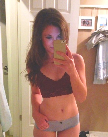 wideeyedbunny:  yayyy cute new undies!&lt;3 i like this color combo :]