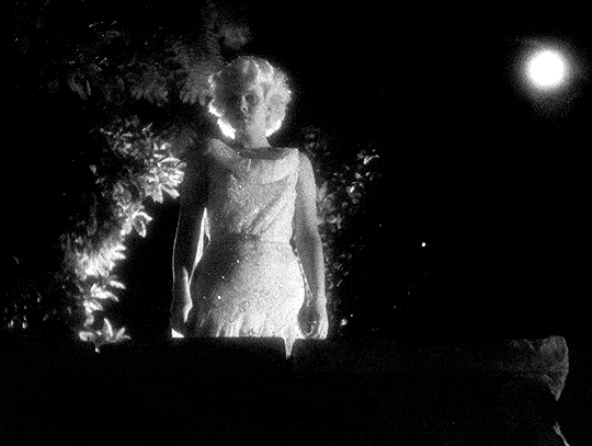 Jean Harlow in Platinum Blonde (Frank Capra, 1931)