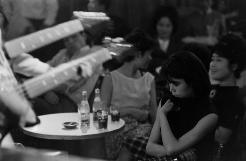 taishou-kun: Teenage Wasteland Yoko, 17 years old, Tokyo, 1964 Photos of Young Japanese Rebels - LIF