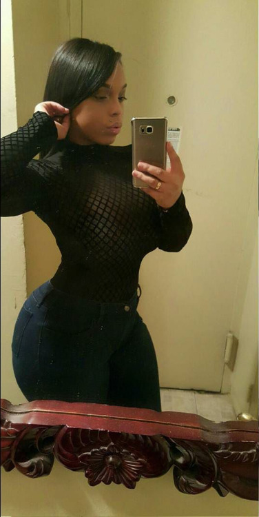 extremebodiez:  Kriza Stunning Dominican Mami Thicker Then your Average    😍😍😍😍😍😍😍