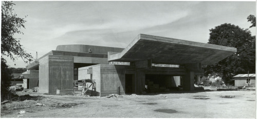 germanpostwarmodern: Congress Hall (1965-72) while under construction in Augsburg, Germany. Architec