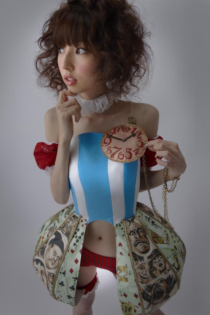 funkyfunx:  COSPLAY TODAY ALICE01:コスプレイブロマガ:コスプレイチャンネル