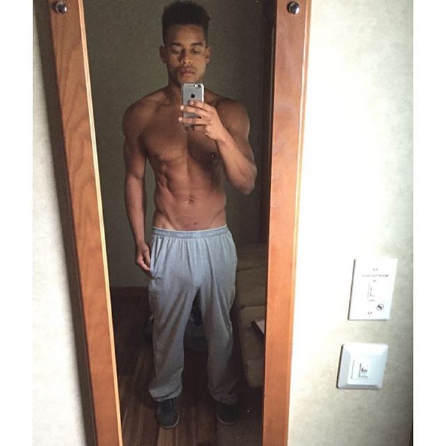 nakedblackmalestarz:  Robert Ri’chard 