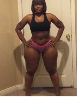thewildassortment:  Ma is thick!!!