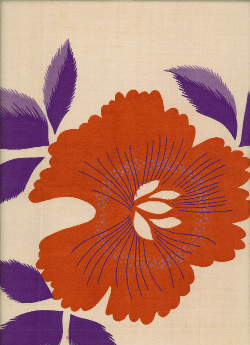yorkeantiquetextiles:Detail of a silk kimono panel. 1920-1930, Japan. Yorke Antique Textiles
