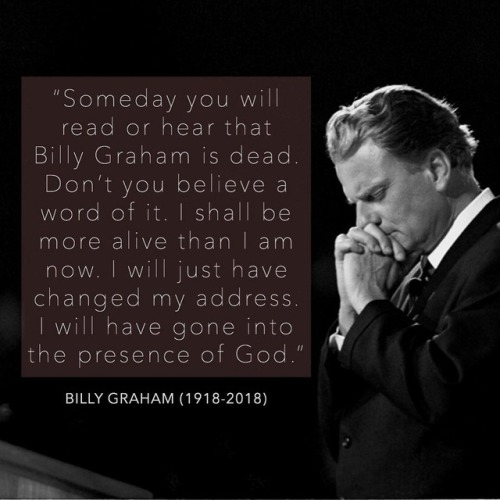 worshipmoment - America’s pastor Billy Graham dies at age 99....