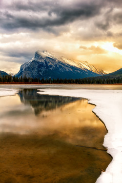 nordvarg:  Mount Rundle (Chris Greenwood) 