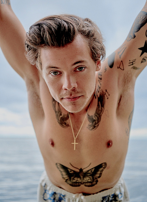 charliemvrdock:Harry Styles for Rolling Stone. Photographed by Ryan McGinley.- (2019)   
