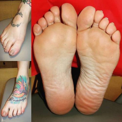 A beautiful pair of mature feet. More to come from her… #feet #foot #soles #sole #toes #femal