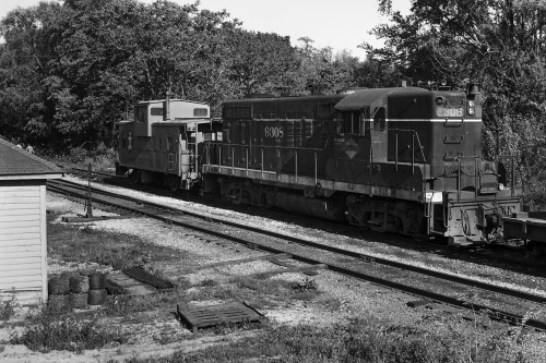 Yard EngineAn EMD GP9, built in 1958, sits at Bloomington, Indiana. This is on the Illinois Central 