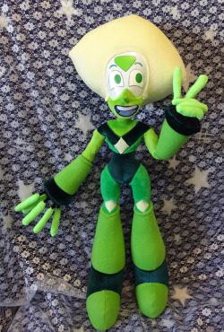 eyzmaster: renchanworkshop: some Peridot commissions - large size with removable LE, medium with permanent LE, medium without LE such cute work^^  &lt;3 &lt;3 &lt;3