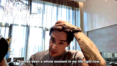 spice-vanilla:Liam about his hair - Liam Payne - I’m a living meme! Travis Scott, foodbanks and fun 