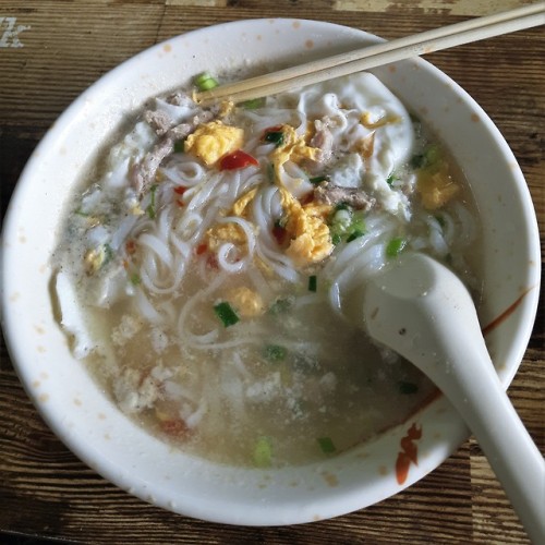 Noodles from Hainan, the little bits of unidentified meat were absolutely amazing! They had a strong