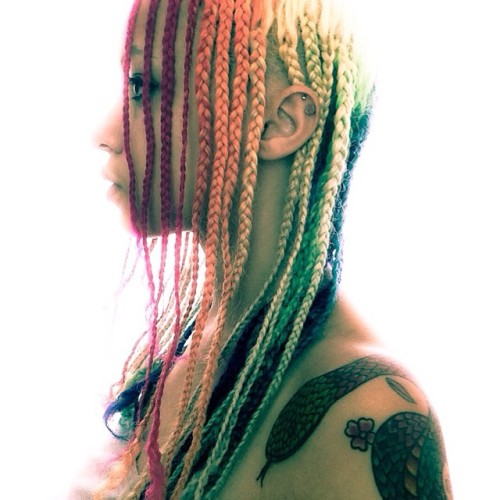 XXX armonie-flashy-queen:  🌿…#rainbow #braids photo