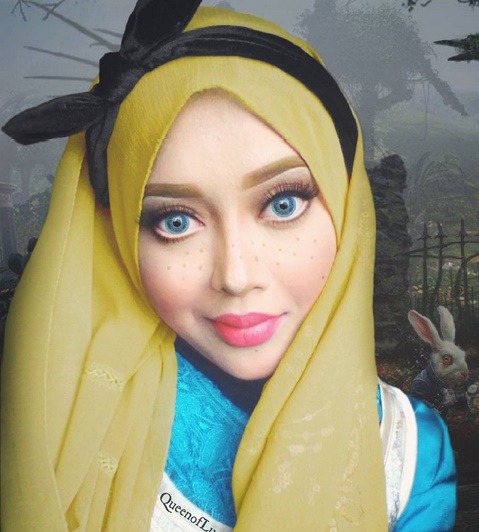 Hijabi Cosplay: Disney PrincessesCosplayer/Makeup Artist: @queenofluna