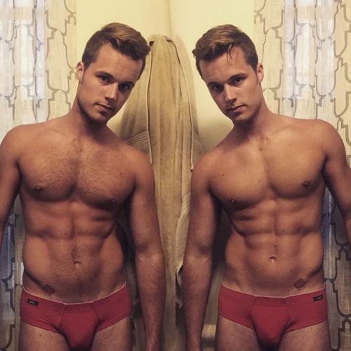 Porn photo underlads: The hottest guys in their underwear