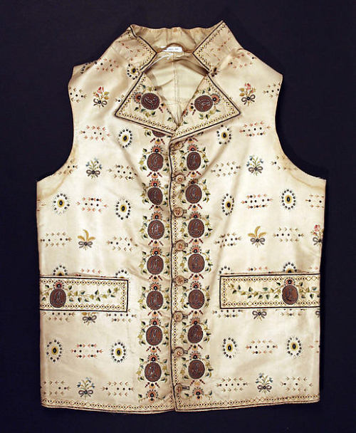 my18thcenturysource: vinceaddams: I really really like late 18th century waistcoats. Especially the