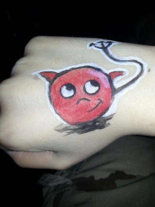 I Got Myself Some Face Paints :)