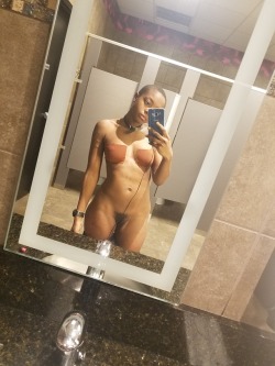 a-smol-cunt:   forever taking public nudies buy my nsfw snap for more♡ 