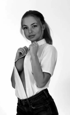 seeport32:Emma Kotos 