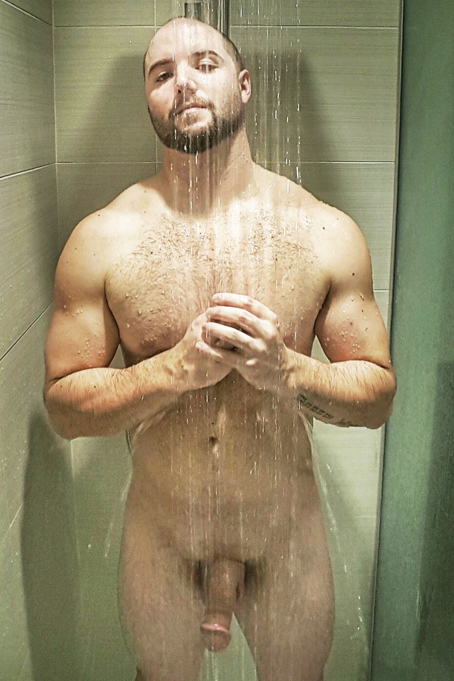 dadsboysbears: dadsboysbears: Lots of Dads Boys Bears Musclebears Redheads Black