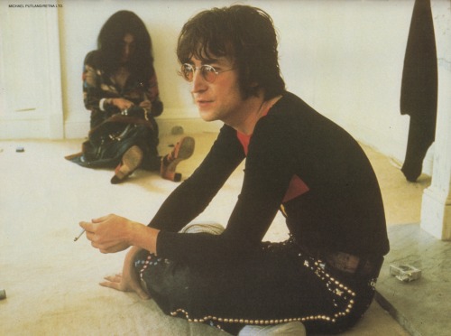 danktronik:  Lennon