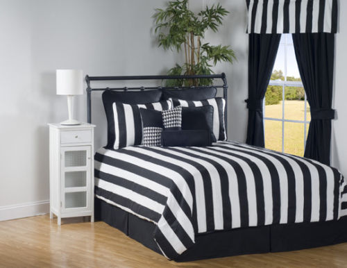 Black queen size comforter set