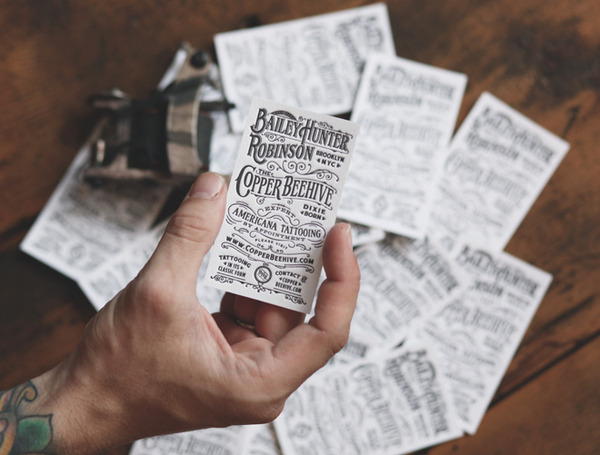 kimmydesign:  Graphic-ExchanGE - a selection of graphic projects via http://www.graphic-exchange.com/01graphic.htm