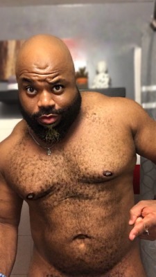 nipplethreat: Bet you wish your daddy was hot like me 