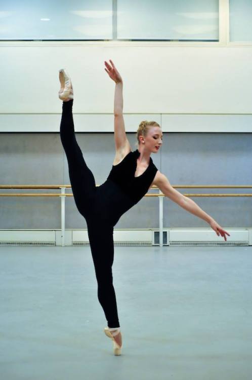The Royal Ballet — Claudia Dean in rehearsal at the opera house