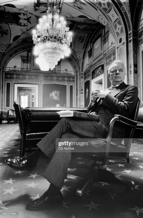 idvoteforthatdaddy: Robert Byrd (1917-2010)Former member of the United States SenateI know what so