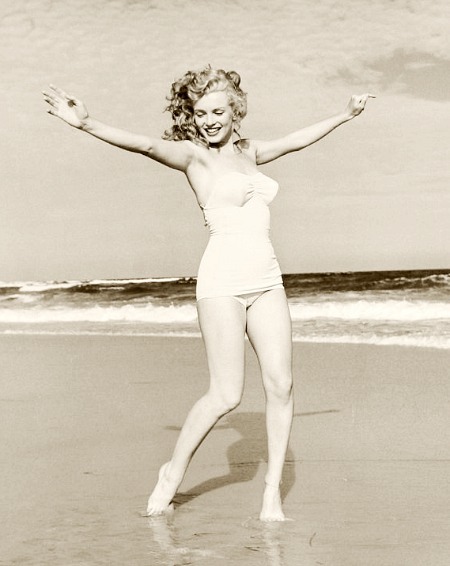 eternalmarilynmonroe:Remembering, Marilyn Monroe (1926-1962). “Hold a good thought for me.&rdq