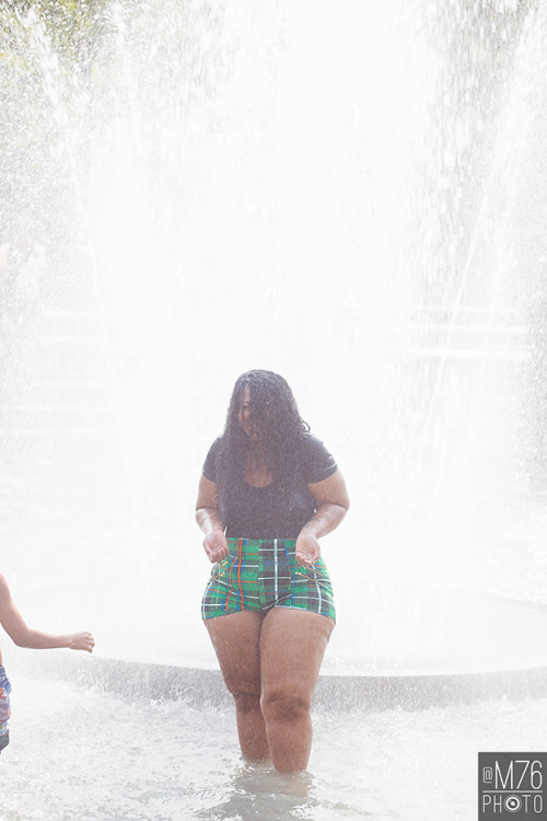 dynastylnoire:  sheluvsbball:  dopenmind:  www.howtobedope.com Photography: Gregory F. Makeup: Alyson Perry 💦  She is gorgeous!!!  goddess status 