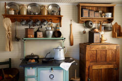 spiritswildandfree:  country kitchen.
