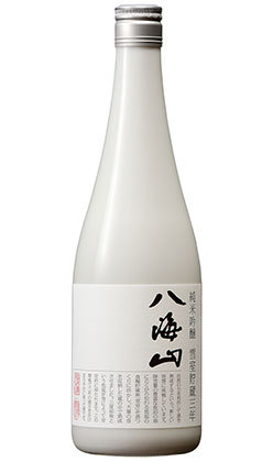 Japanese SakeHAKKAISAN YUKIMURO 3YRS AGEDThis beautiful Junmai Ginjo is aged for three years in Hakk