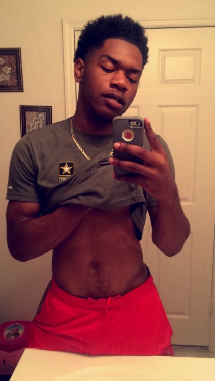qdebonair: Instagram : qdebonair  Snap chat : qiryt