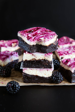 sweetoothgirl:  Blackberry Cheesecake Brownies