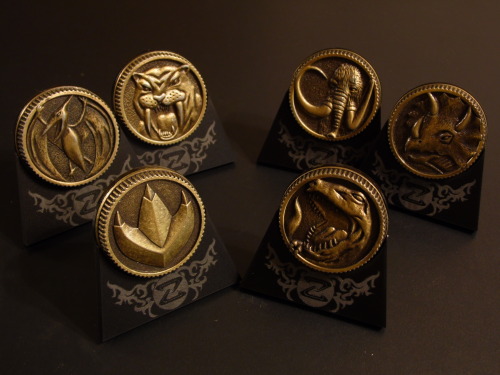 Porn bobrosland:  Go here to buy the things. http://bobrosland.storenvy.com/products/2727933-acrylic-legacy-morpher-coin-stands-set-of-6 photos