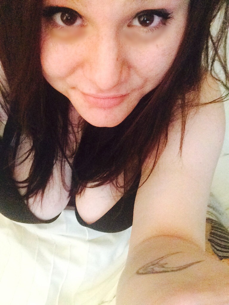 yoursweetclementine:  I look like this yeah 