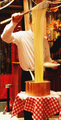 culturecheese:  French Cheese Dip (Aligot)